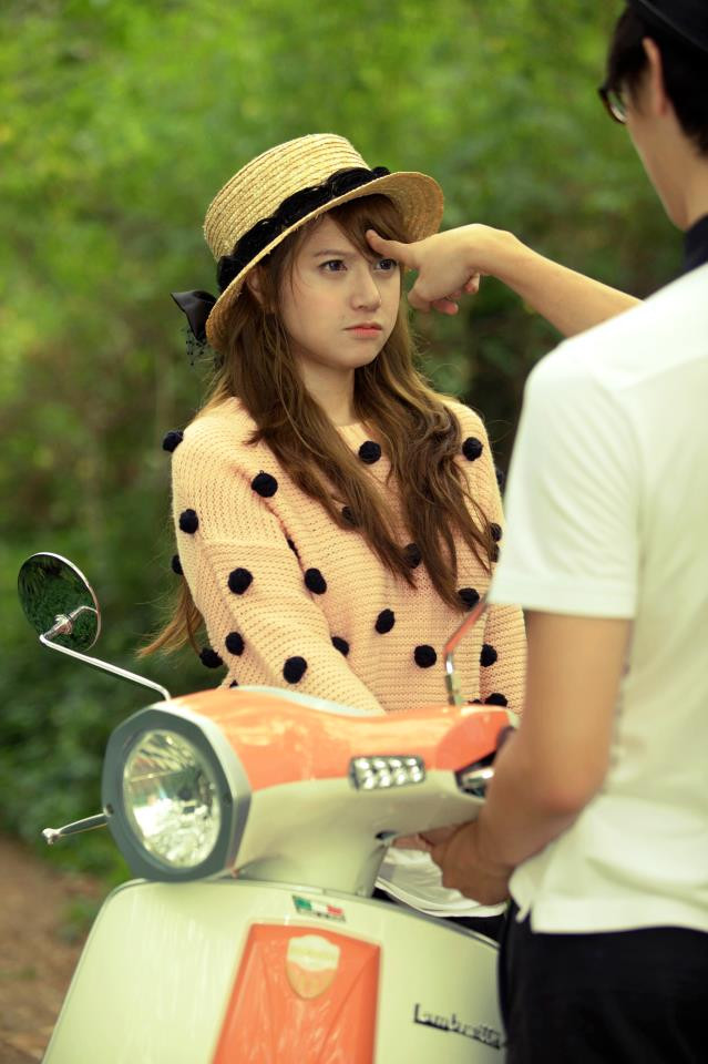 Gương mặt phụng phịu khi bị "mắng yêu". Gương mặt phụng phịu khi bị "mắng yêu".