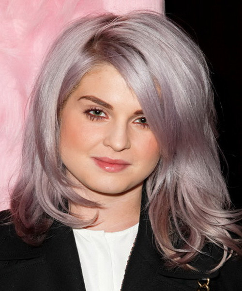 Kelly Osbourne Màu tóc hoa oải hương xám này khiến người đối diện phải băn khoăn về quyết định của Kelly. Xem thêm: Những mái tóc vàng óng đẹp nhất Hollywood / Bí quyết trang điểm xinh như mỹ nhân. Kelly Osbourne Màu tóc hoa oải hương xám này khiến người đối diện phải băn khoăn về quyết định của Kelly. Xem thêm: Những mái tóc vàng óng đẹp nhất Hollywood / Bí quyết trang điểm xinh như mỹ nhân.
