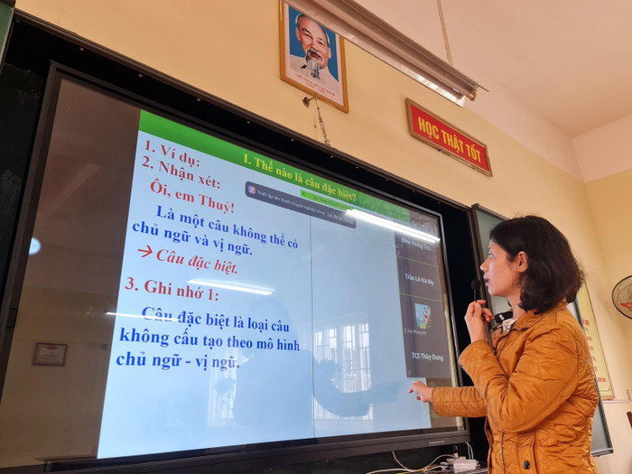 Không có chuyện giảm lương nhà giáo khi xếp lương theo các thông tư mới. (Ảnh minh hoạ: Lã Tiến) Không có chuyện giảm lương nhà giáo khi xếp lương theo các thông tư mới. (Ảnh minh hoạ: Lã Tiến)