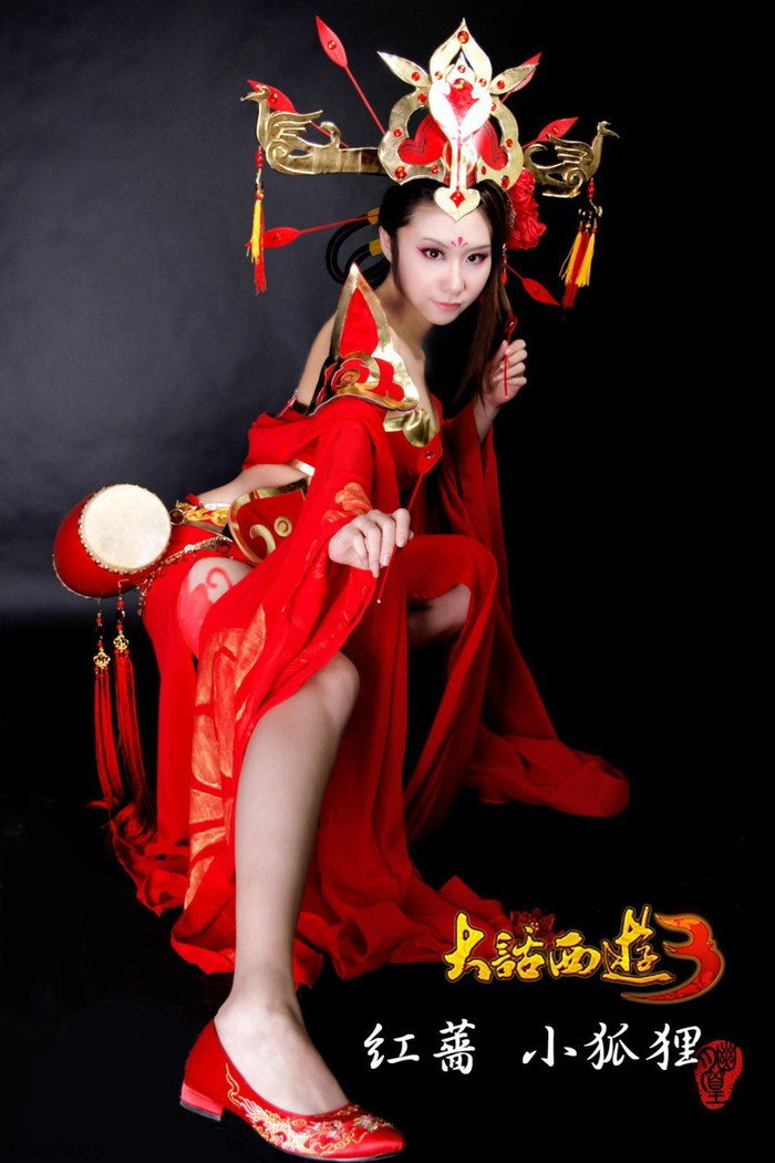 Diệp Tử Huyên cos tạo hình nhân vật tiểu hồ ly Hồng Tường trong game “Đại thoại tây du 3”. Diệp Tử Huyên cos tạo hình nhân vật tiểu hồ ly Hồng Tường trong game “Đại thoại tây du 3”.