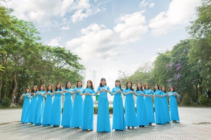 Trường Trung học phổ thông Hàng Hải chú trọng bồi dưỡng phẩm chất, năng lực đội ngũ nhà giáo (Ảnh: PAP) Trường Trung học phổ thông Hàng Hải chú trọng bồi dưỡng phẩm chất, năng lực đội ngũ nhà giáo (Ảnh: PAP)