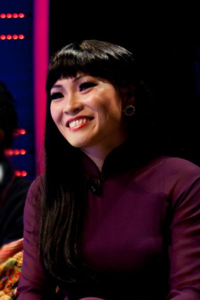 Trông Phương Thanh đã thực sự giống với Hương Lan "bản chính". Trông Phương Thanh đã thực sự giống với Hương Lan "bản chính".