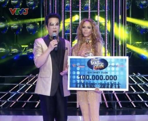 Với phần trình diễn xuất sắc và khổ công rèn luyện, Thuý Uyên đã trở thành chủ nhân phần thưởng 100 triệu ở tập đầu tiên. Với phần trình diễn xuất sắc và khổ công rèn luyện, Thuý Uyên đã trở thành chủ nhân phần thưởng 100 triệu ở tập đầu tiên.