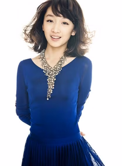 Ngoài ra, Chu Đông Vũ còn là gương mặt quảng cáo cho các sản phẩm chăm sóc sắc đẹp, trà, đồ may mặc...