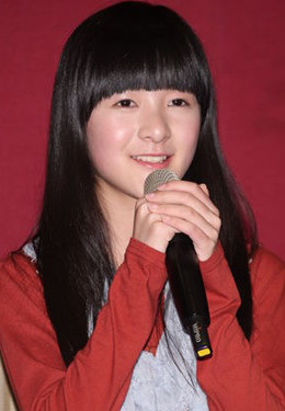 Năm 2006, cô bé Từ Kiều được nam tài tử, đạo diễn Châu Tinh Trì chọn vào một vai diễn trong bộ phim “Trường Giang Thất hiệu” với hình tượng một cậu bé và đạt giải diễn viên mới xuất sắc nhất tại LHP Kim Tượng Hồng Kông lần thứ 28. Năm 2006, cô bé Từ Kiều được nam tài tử, đạo diễn Châu Tinh Trì chọn vào một vai diễn trong bộ phim “Trường Giang Thất hiệu” với hình tượng một cậu bé và đạt giải diễn viên mới xuất sắc nhất tại LHP Kim Tượng Hồng Kông lần thứ 28.