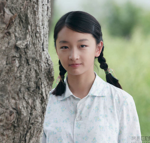 Chu Đông Vũ (sn 31/1/1992), sinh viên khoa Diễn xuất khóa 2011, Học viện Điện ảnh Bắc Kinh, chiều cao 1.62m, nặng 44kg, quê Thạch Gia Trang, Hà Bắc. Hình ảnh này của Chu Đông Vũ được chụp từ bộ phim "Chuyện tình cây táo gai". Chu Đông Vũ (sn 31/1/1992), sinh viên khoa Diễn xuất khóa 2011, Học viện Điện ảnh Bắc Kinh, chiều cao 1.62m, nặng 44kg, quê Thạch Gia Trang, Hà Bắc. Hình ảnh này của Chu Đông Vũ được chụp từ bộ phim "Chuyện tình cây táo gai".