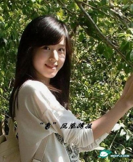 Chương Trạch Thiên hay Trà sữa MM (sn 18/11/1993), quê Nam Kinh, tỉnh Giang Tô, chiều cao 1,62m hiện là sinh viên khoa nhân văn trường Đại học Thanh Hoa khóa 2011. Chương Trạch Thiên hay Trà sữa MM (sn 18/11/1993), quê Nam Kinh, tỉnh Giang Tô, chiều cao 1,62m hiện là sinh viên khoa nhân văn trường Đại học Thanh Hoa khóa 2011.