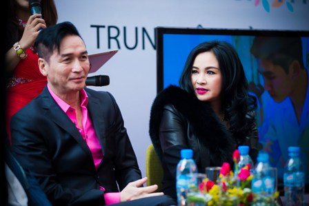 Thanh Lam cũng lên chia sẻ về cách giữ gìn nhan sắc của mình với mọi người Thanh Lam cũng lên chia sẻ về cách giữ gìn nhan sắc của mình với mọi người