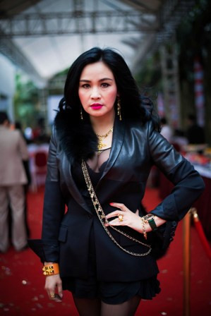 Thanh Lam thu hút sự chú ý của mọi người khi xuất hiện tại một buổi thảo luận về làm đẹp Thanh Lam thu hút sự chú ý của mọi người khi xuất hiện tại một buổi thảo luận về làm đẹp