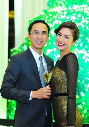 Vợ chồng Tăng Thanh Hà cũng tham dự sự kiện Vợ chồng Tăng Thanh Hà cũng tham dự sự kiện