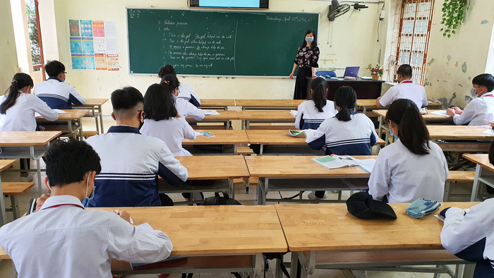 Học sinh Trường Trung học cơ sở thị trấn An Dương (huyện An Dương, Hải Phòng) ngồi giãn cách khi quay lại trường học (Ảnh: Nhà trường cung cấp) Học sinh Trường Trung học cơ sở thị trấn An Dương (huyện An Dương, Hải Phòng) ngồi giãn cách khi quay lại trường học (Ảnh: Nhà trường cung cấp)