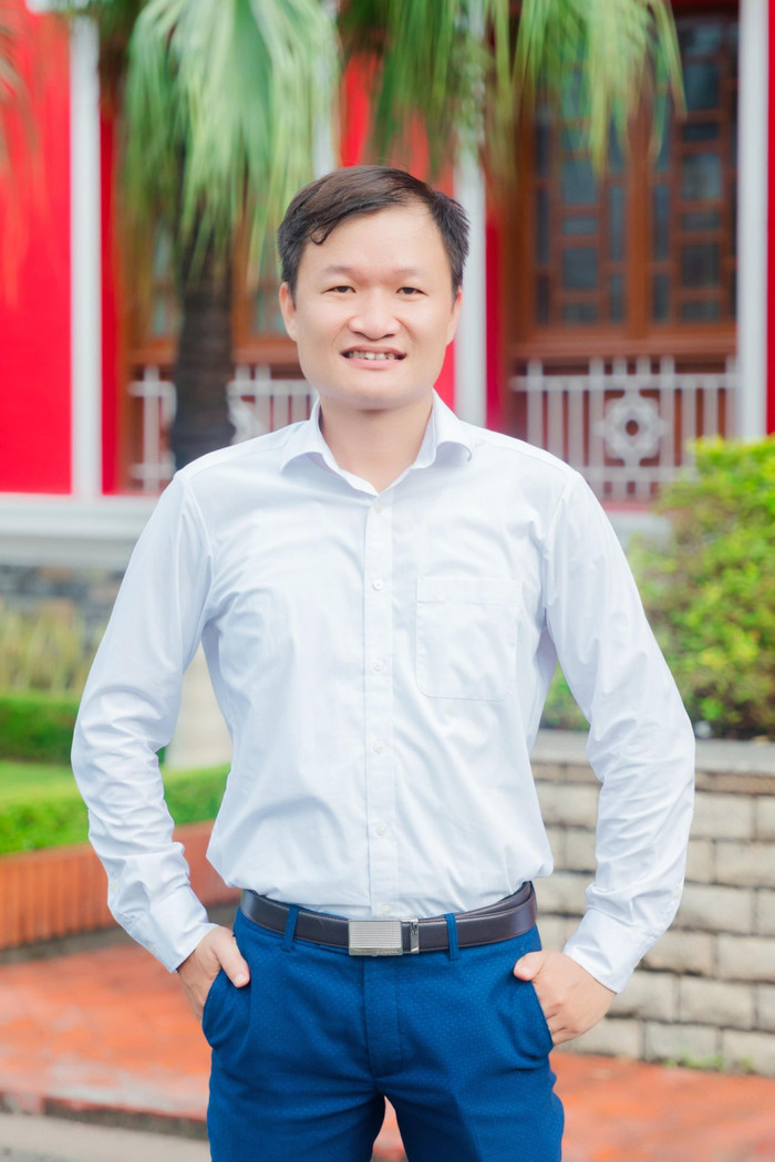 Thầy Nguyễn Đức Tài được ví như "người thắp lửa" các hoạt động đoàn thể của Trường Tiểu học Thái Phiên. (Ảnh: NVCC) Thầy Nguyễn Đức Tài được ví như "người thắp lửa" các hoạt động đoàn thể của Trường Tiểu học Thái Phiên. (Ảnh: NVCC)