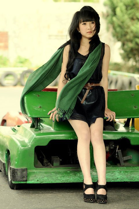 Một thoáng bâng khuâng. Shoot hình tuyệt đẹp, cho thấy sự dịu dàng và sức biểu cảm tuyệt vời của Nhật Thy. Một thoáng bâng khuâng. Shoot hình tuyệt đẹp, cho thấy sự dịu dàng và sức biểu cảm tuyệt vời của Nhật Thy.