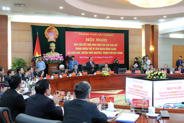 Hải Phòng tổ chức hội nghị báo cáo kết quả khai quật bãi cọc Cao Quỳ trong quần thể di tích Bạch Đằng Giang (Ảnh: Lã Tiến) Hải Phòng tổ chức hội nghị báo cáo kết quả khai quật bãi cọc Cao Quỳ trong quần thể di tích Bạch Đằng Giang (Ảnh: Lã Tiến)