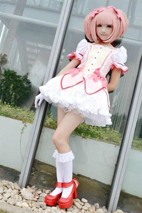 Trong tạo hình cô gái manga, cô nàng khiến nhiều fan của thể loại truyên tranh hấp dẫn này phải "ngẩn ngơ". (Ảnh: HB) Xem thêm: "Cơn sốt thiên sứ 9X": có vượt mặt được Jang Na Ra. Trong tạo hình cô gái manga, cô nàng khiến nhiều fan của thể loại truyên tranh hấp dẫn này phải "ngẩn ngơ". (Ảnh: HB) Xem thêm: "Cơn sốt thiên sứ 9X": có vượt mặt được Jang Na Ra.