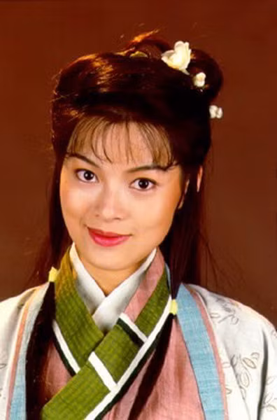 Nàng A Châu do Lưu Cẩm Linh thể hiện của Thiên Long Bát Bộ phiên bản TVB 1997