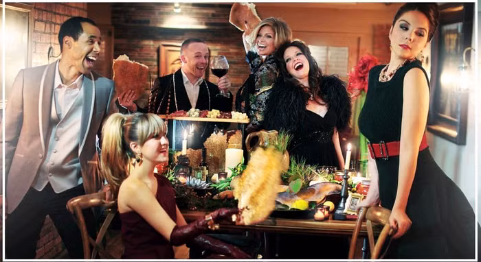 Vốn trước đó, Lady Gaga đã có ý định hướng em gái mình vào làng giải trí khi lần đầu hai chị em cùng xuất hiện trong MV “Telephone” của cô phát hành năm 2010.