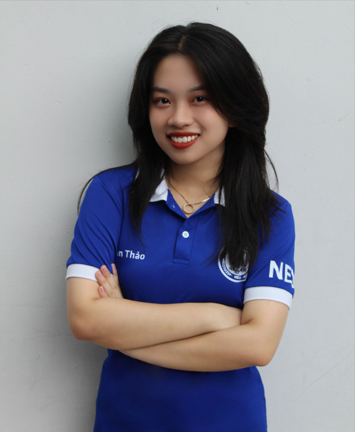 Em Đoàn Phương Thảo - sinh viên lớp Quản lý dự án K63, Khoa Đầu tư, Ủy viên Ban Chấp hành Liên Chi đoàn của Khoa nhiệm kỳ 2022 - 2024, Trường Đại học Kinh tế Quốc dân. Ảnh: NVCC. Thảo QLDA.JPG