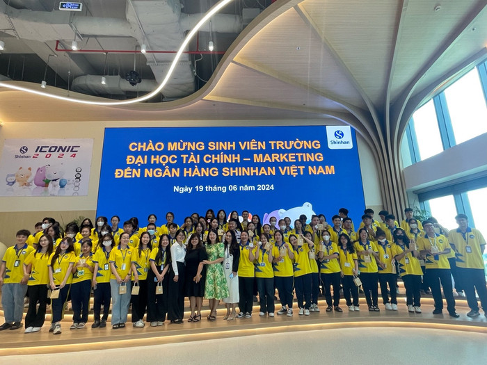 Sinh viên được tham gia các chương trình tham quan, học tập thực tế tại các doanh nghiệp ở Thành phố Hồ Chí Minh. Ảnh: NTCC. H3.jpg
