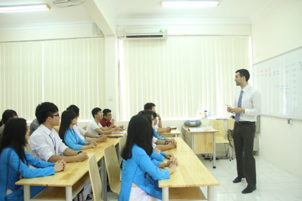 Sinh viên học tập tại Trường Đại học Ngân hàng Thành phố Hồ Chí Minh. Ảnh: Website nhà trường. Sinh viên học tập tại Trường Đại học Ngân hàng Thành phố Hồ Chí Minh. Ảnh: Website nhà trường.