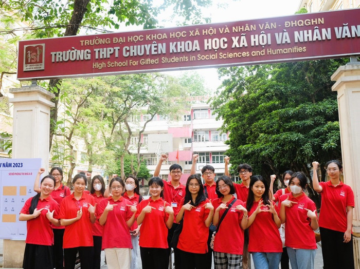 Trường Trung học phổ thông Chuyên Khoa học Xã hội và Nhân văn trực thuộc Trường Đại học Khoa học Xã hội và Nhân văn, Đại học Quốc gia Hà Nội. Ảnh: Website nhà trường. web_thi-thpt-chuyen-khxhnv-2023.jpg