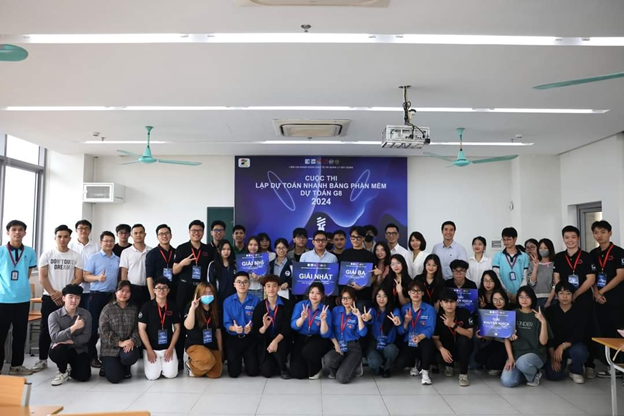 Cuộc thi "Lập dự toán nhanh bằng phần mềm dự toán G8 năm 2024" do Liên chi đoàn Khoa Kinh tế và Quản lý Xây dựng, Trường Đại học Xây dựng Hà Nội phối hợp với Công ty Cổ phần Công nghệ Hoàng Hà tổ chức. Ảnh: NTCC. Picture1.png