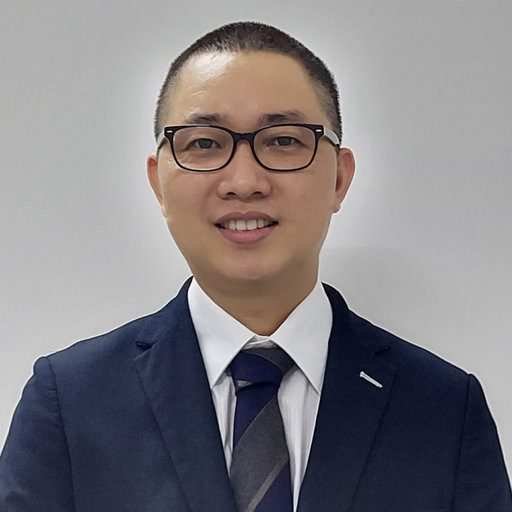 Tân Phó Giáo sư, Tiến sĩ Ngô Thái Hưng. Ảnh: UFM.