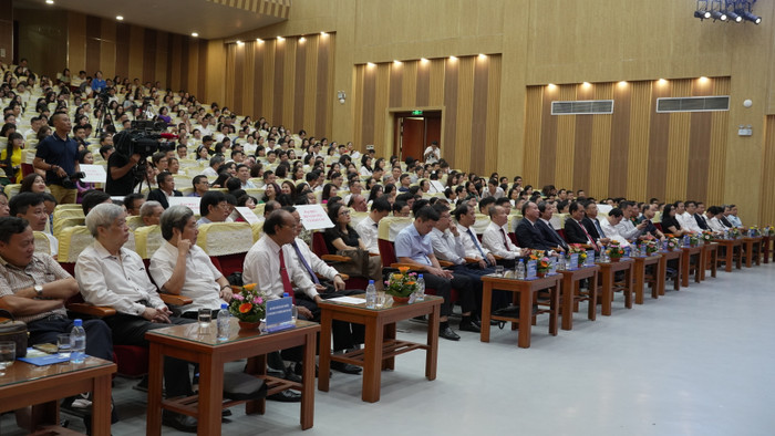 Các đại biểu tham dự buổi lễ. Ảnh: NTCC DSC00013.JPG