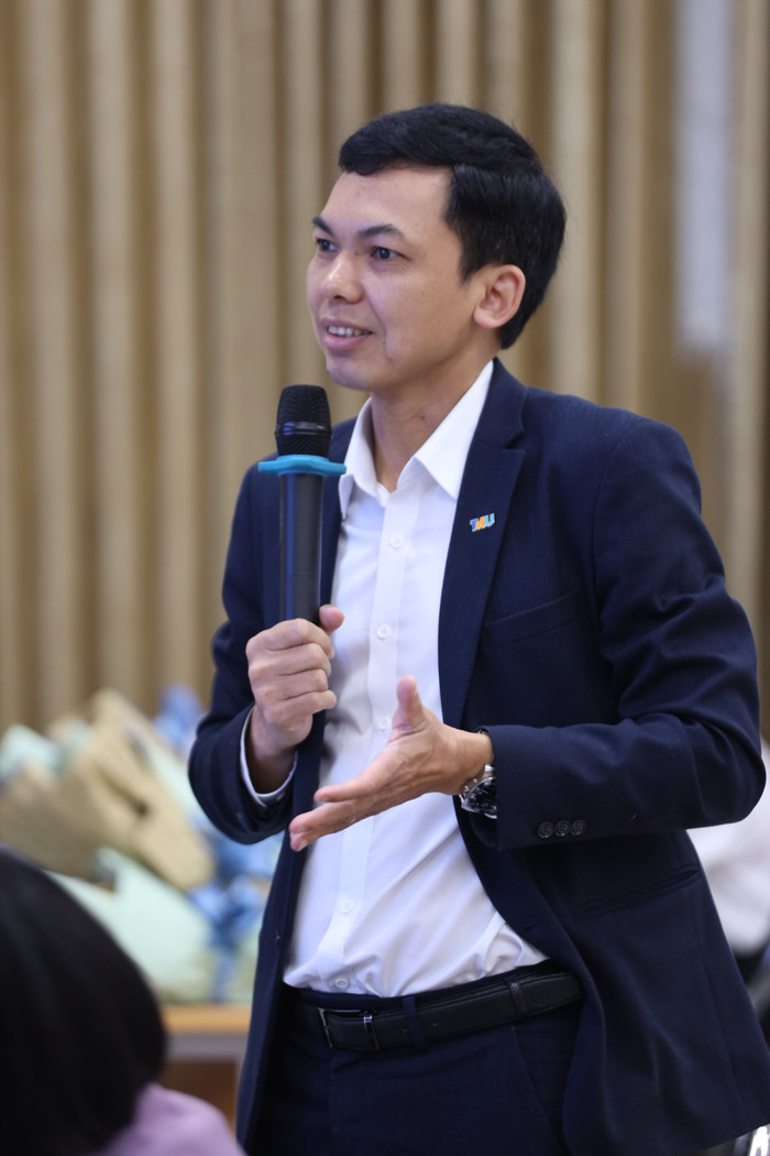 Phó Giáo sư, Tiến sĩ Trần Văn Trang - Trưởng Khoa Quản trị nhân lực, Trường Đại học Thương mại. Ảnh: NTCC. HB1A7758.JPG