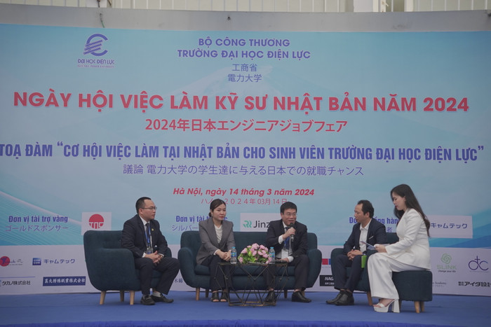 Hiện nay, nhiều tổ chức doanh nghiệp nhận thấy tầm quan trọng của việc hợp tác với trường đại học như “trách nhiệm xã hội” để đôi bên cùng thúc đẩy và phát triển dựa trên nguyên tắc chung. Ảnh: NTCC. NAM07391.JPG