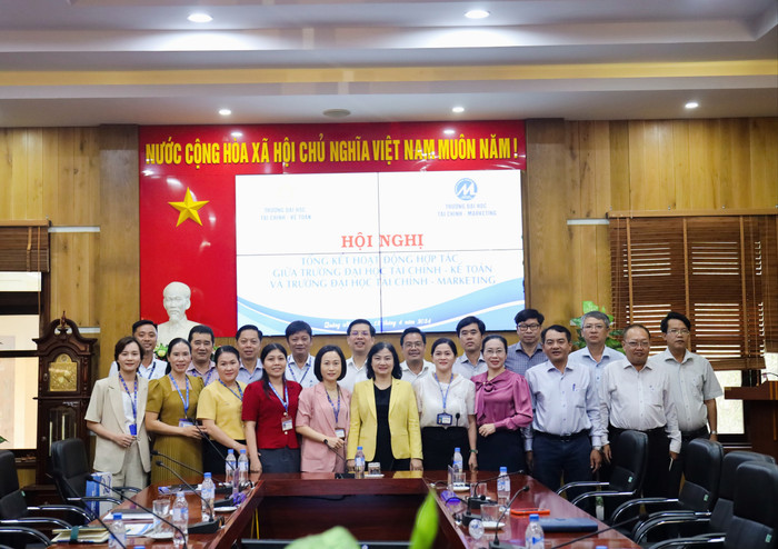 Hội nghị Tổng kết Hoạt động hợp tác giữa Trường Đại học Tài chính - Kế toán và Trường Đại học Tài chính - Marketing tháng 4/2024. Ảnh: NTCC. H1.jpg