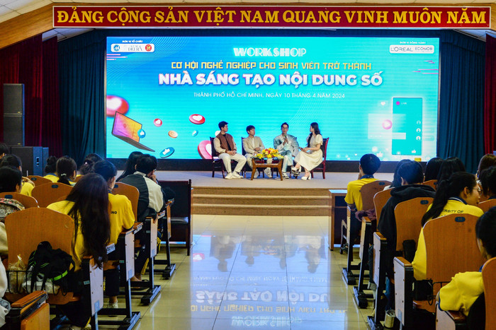 Sinh viên có thể tham gia các workshop định hướng nghề nghiệp và cơ hội việc làm sau khi tốt nghiệp. Ảnh: NTCC. H5.jpg