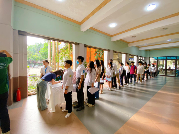 Trường Quản trị và Kinh doanh (Đại học Quốc gia Hà Nội) công bố chỉ tiêu tuyển sinh năm 2024 là 500 sinh viên cho 4 ngành ở bậc đại học. Ảnh: fanpage nhà trường. 442414279_992338972899122_6393807047141755591_n.jpg