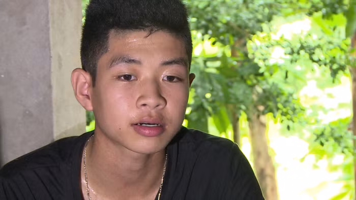 Em Phạm Hải Long mồ côi cha, thiếu bàn tay chăm sóc của mẹ từ nhỏ (Ảnh: CTV)