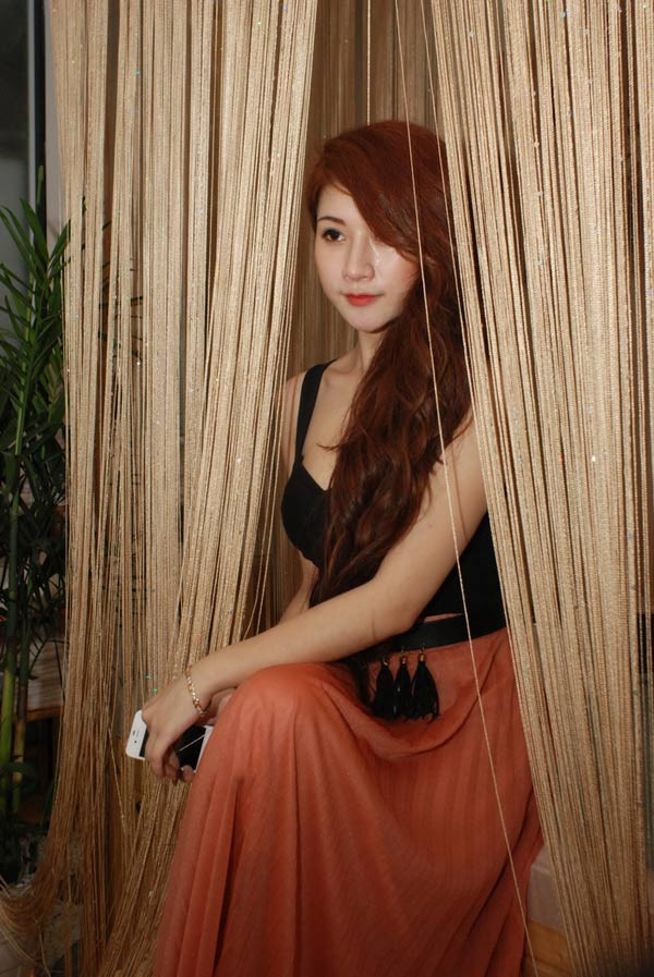 Mặc dù chưa bao giờ thừa nhận nhan sắc của bản thân có sự can thiệp của dao kéo, nhưng sự thay đổi của cô đã nói lên tất cả. Xem thêm: Sao Việt ngày ấy-bây giờ: thẩm mỹ nhiều, liệu có đẹp hơn?