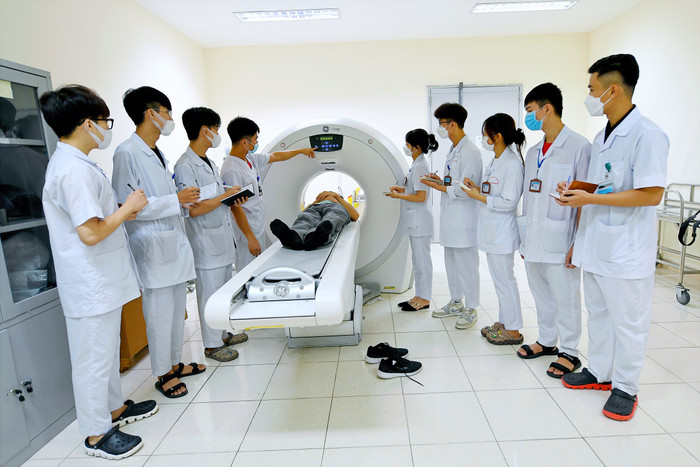 Hơn 95% số sinh viên Trường Đại học Kỹ thuật y tế Hải Dương có việc làm sau 1 năm tốt nghiệp (ảnh nhà trường cung cấp) GDVN_dh-ktyt-hd-1.jpg
