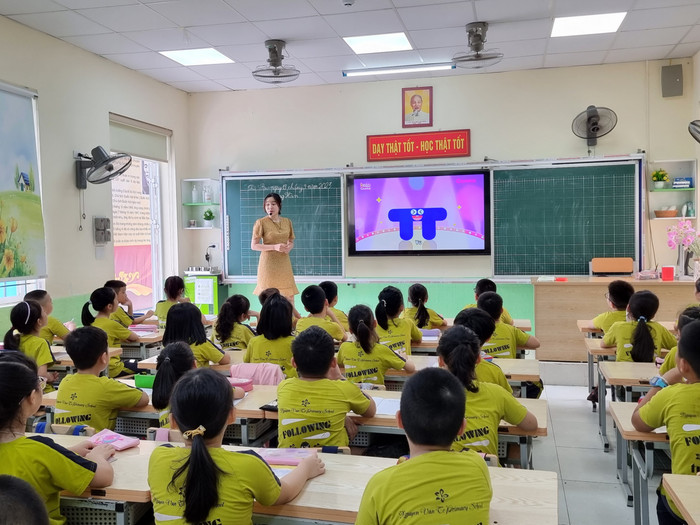 Phó giám đốc Sở Giáo dục và Đào tạo Hải Phòng đã chỉ rõ những thuận lợi, khó khăn khi triển khai học bạ số (Ảnh: Lã Tiến) GDVN_day-tieng-Han-1.jpg