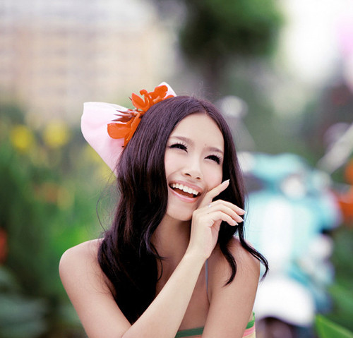 Tông hồng phớt sẽ giúp tôn vẻ trẻ trung của cô dâu. Tông hồng phớt sẽ giúp tôn vẻ trẻ trung của cô dâu.