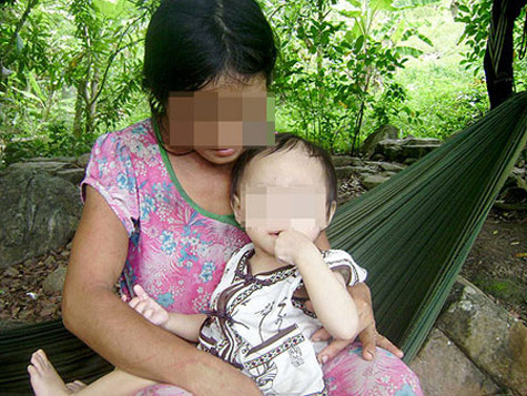 Mẹ con Đ.L.T.A. Mẹ con Đ.L.T.A.