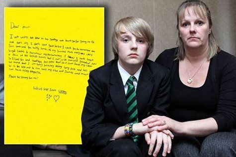 Bài luận rèn tính sáng tạo của Wesley Walker khiến mẹ cậu nghĩ rằng con trai có ý định tự tử. Ảnh Dailymail Bài luận rèn tính sáng tạo của Wesley Walker khiến mẹ cậu nghĩ rằng con trai có ý định tự tử. Ảnh Dailymail