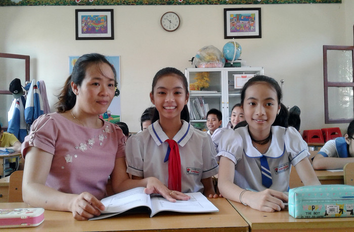 Ngô Hân Nghi (ngồi giữa) sở hữu nhiều giải thưởng cấp quốc gia (Ảnh: Lã Tiến) Ngô Hân Nghi (ngồi giữa) sở hữu nhiều giải thưởng cấp quốc gia (Ảnh: Lã Tiến)