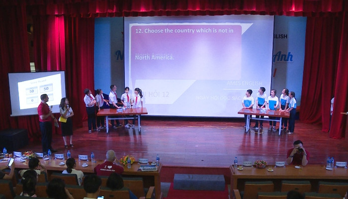 Các đội thi tranh tài tại phần thi kiến thức (Ảnh: CTV) Các đội thi tranh tài tại phần thi kiến thức (Ảnh: CTV)
