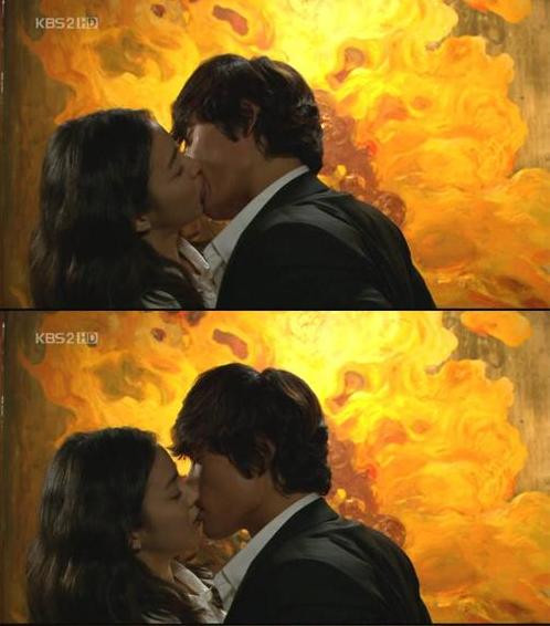 Nụ hôn lửa đốt của Kim Tae Hee và Lee Byung Hun. Nụ hôn lửa đốt của Kim Tae Hee và Lee Byung Hun.