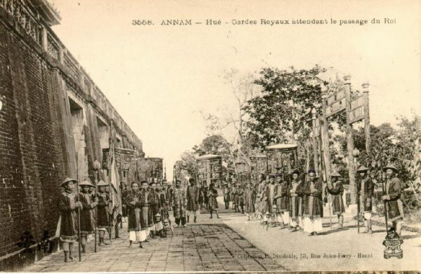 Đội vệ binh dưới triều Nguyễn. Đội vệ binh dưới triều Nguyễn.