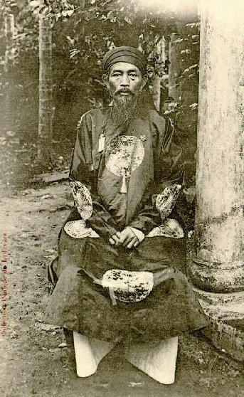 Một vị quan dưới triều Nguyễn. Một vị quan dưới triều Nguyễn.