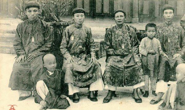 Cư dinh của Hội trưởng Tôn Nhân phủ (hội đồng Hoàng tộc) Cư dinh của Hội trưởng Tôn Nhân phủ (hội đồng Hoàng tộc)