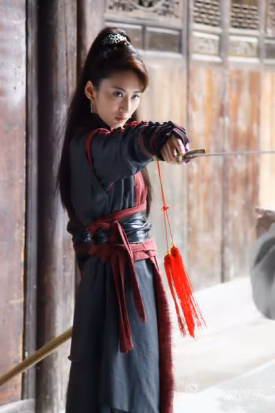 Quách Trân Nghê vai Liễu Thanh Y trong “Thi công án”.