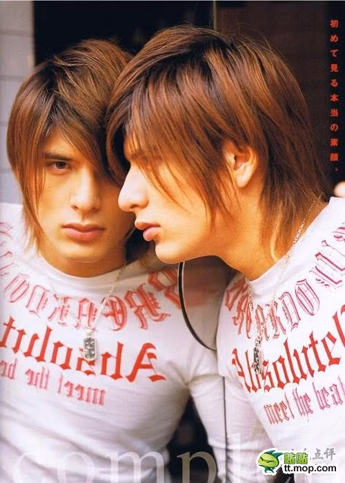 Nam diễn viên, ca sĩ Yu Shirota sinh năm 1985 có cha là người Nhật, mẹ là người Tây Ban Nha.