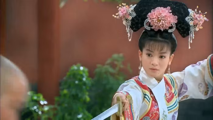 Lý Thạnh vai Tiểu Yến Tử trong “Tân Hoàn Châu Cách Cách”.