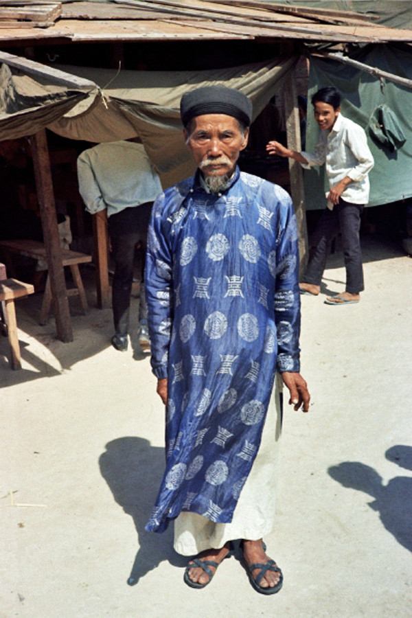 Bố của chú rể. Bố của chú rể.